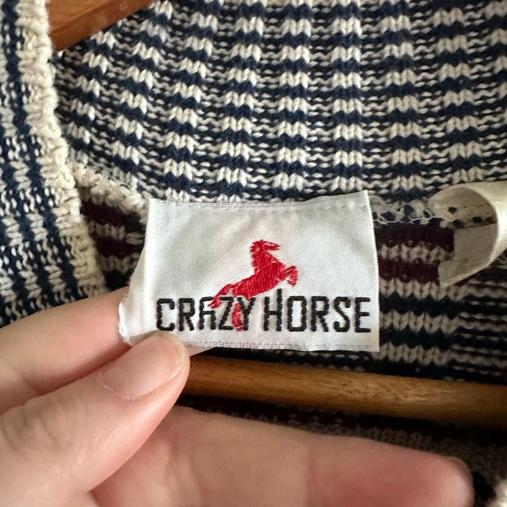 Vintage ‘Crazy Horse’ 90s Striped Red Crewneck Knit Sweater Size Medium EUC - Picture 5 of 8